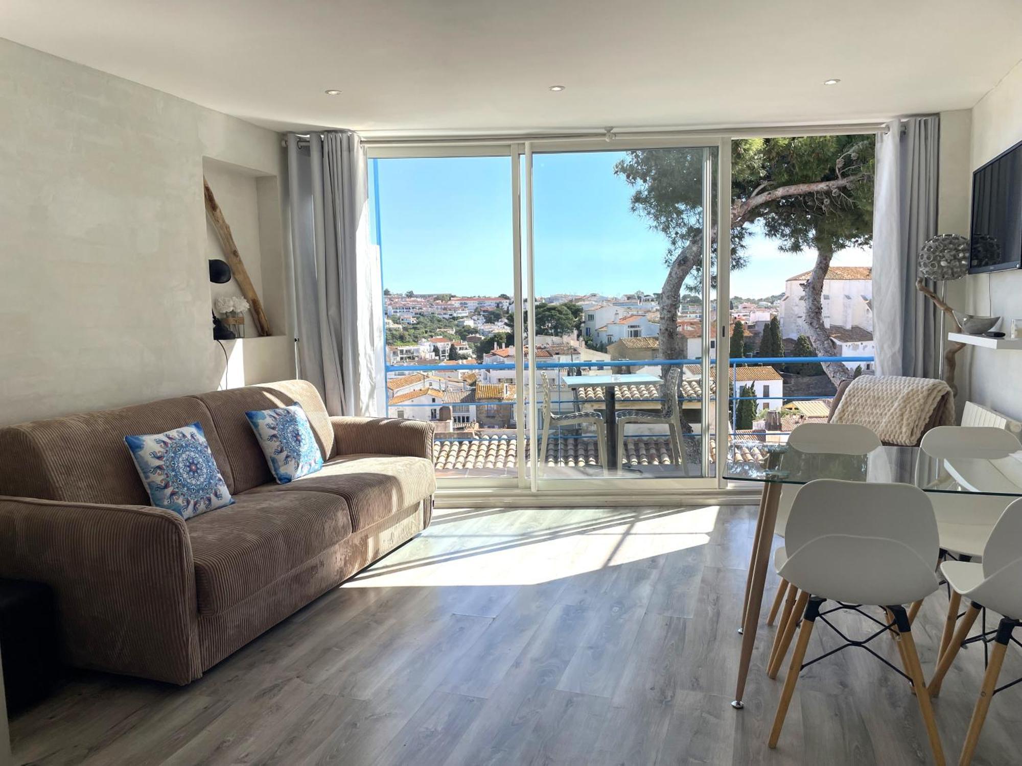 Tusquets - Apartamento Con Vistas Al Mar กาดาเกส ภายนอก รูปภาพ